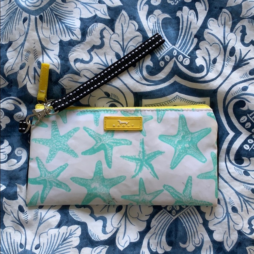 wristlet
